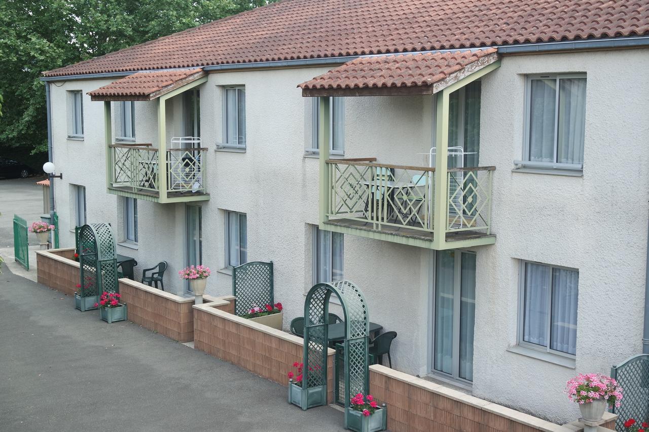 Hotel Le Tulipier Cransac Luaran gambar